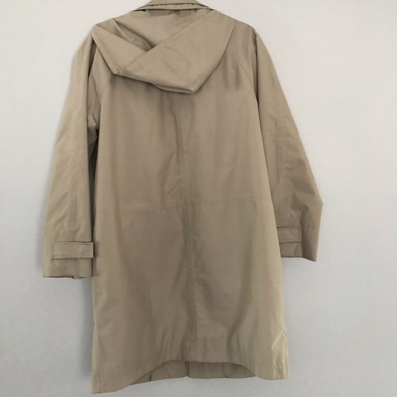 Travelsmith beige windbreaker trench coat - Picture 10 of 11
